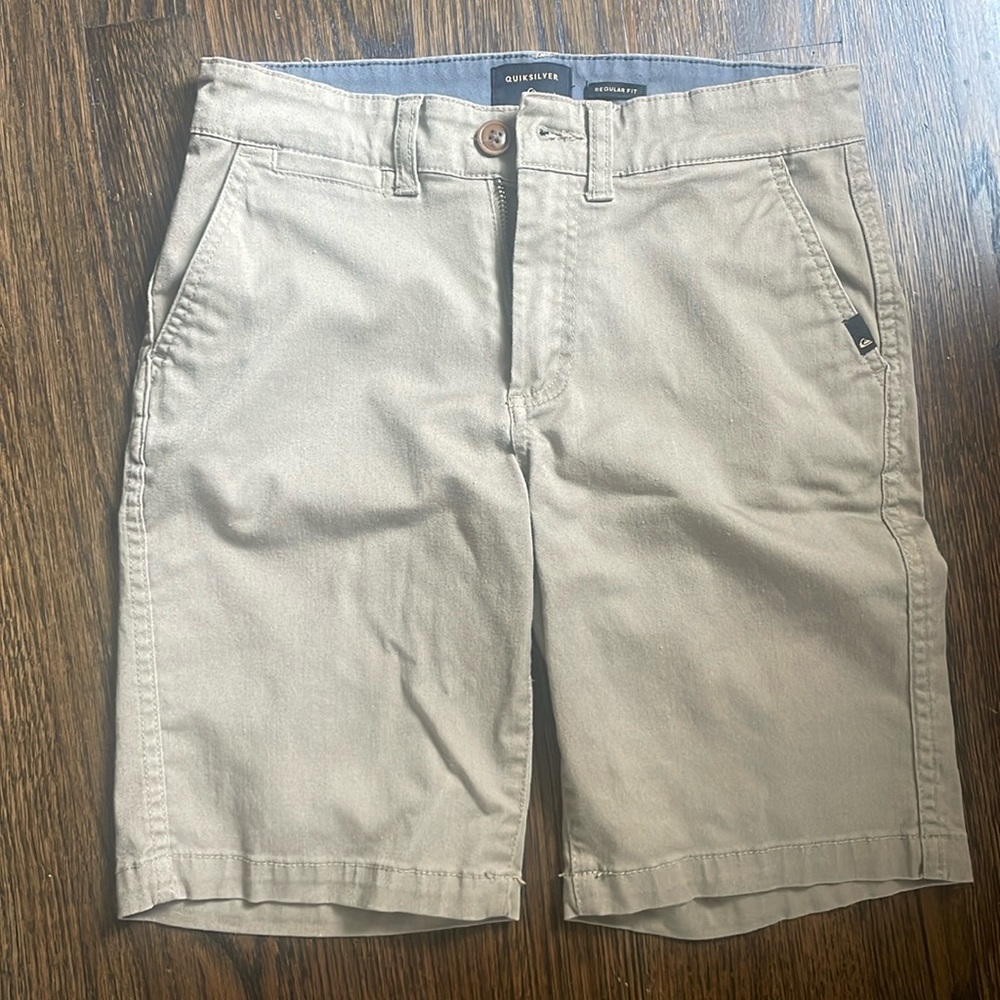 Quicksilver men boys cotton khaki shorts 27” waist
